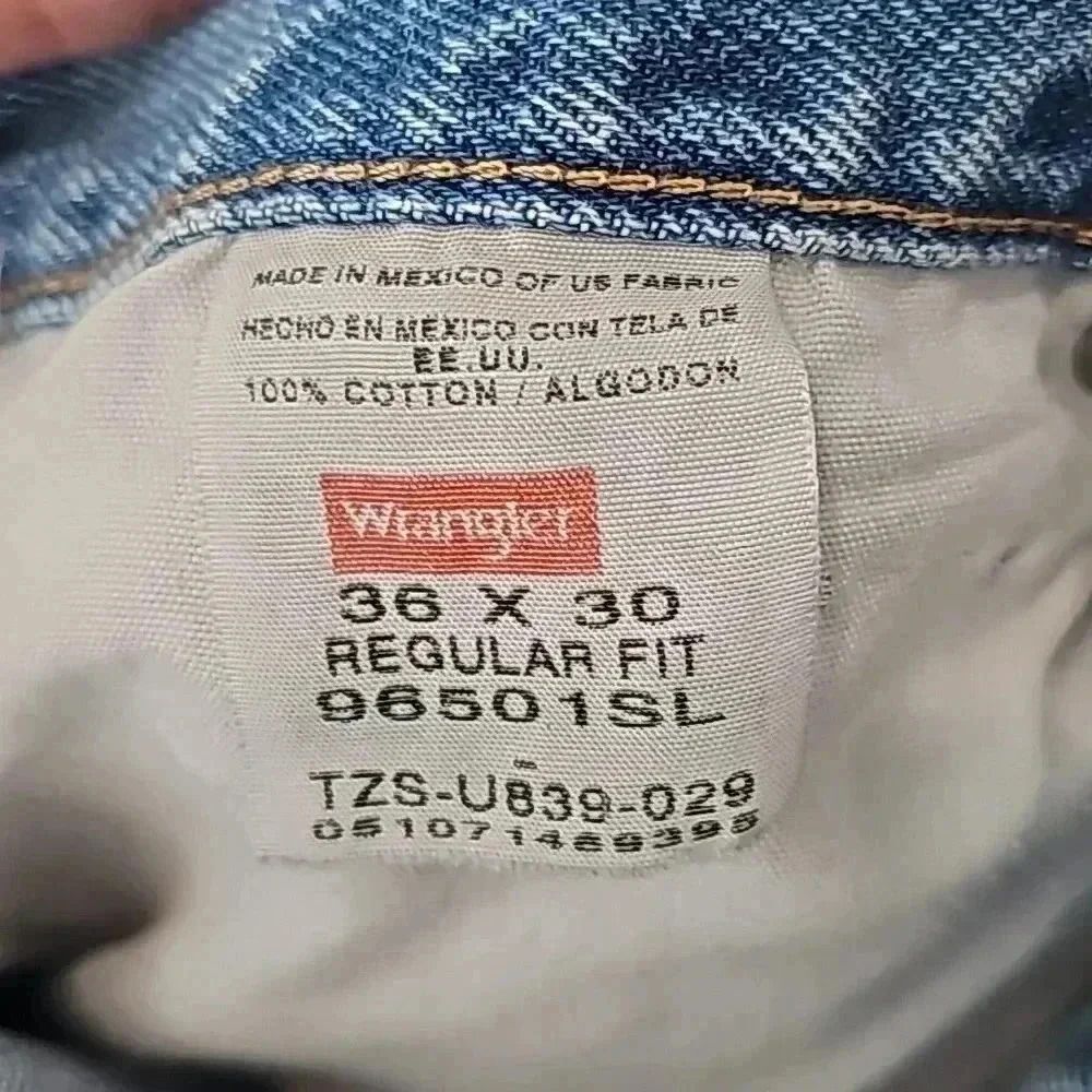 Wrangler Regular fit 36x30 light wash jeans - Picture 7 of 7